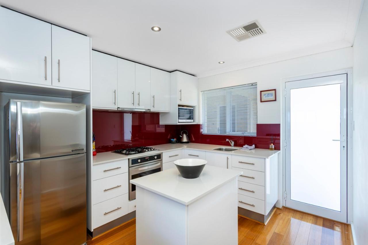 Scarborough Beachlife Apartment - Executive Escapes Perth Exterior photo